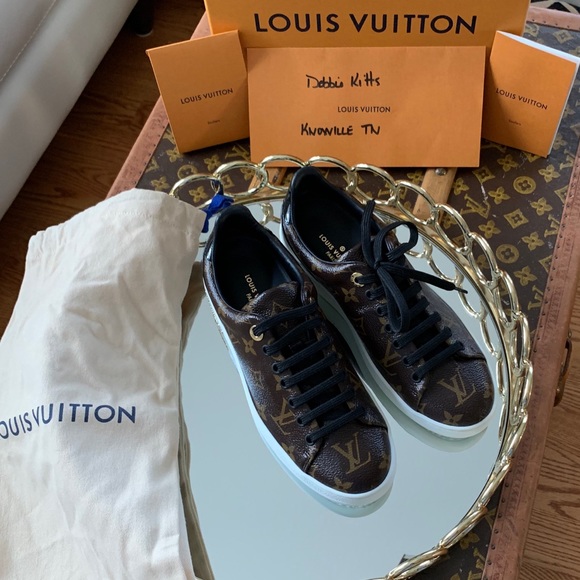 🚫SOLD🚫Louis Vuitton Frontrow Monogram shoes - Picture 2 of 8